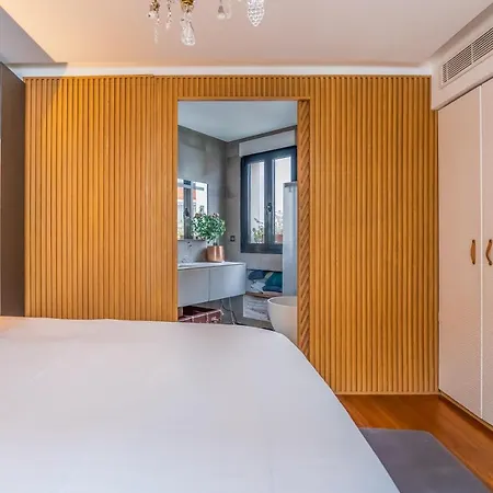 Veeve - Stair Whirl To Heaven Holiday home Paris